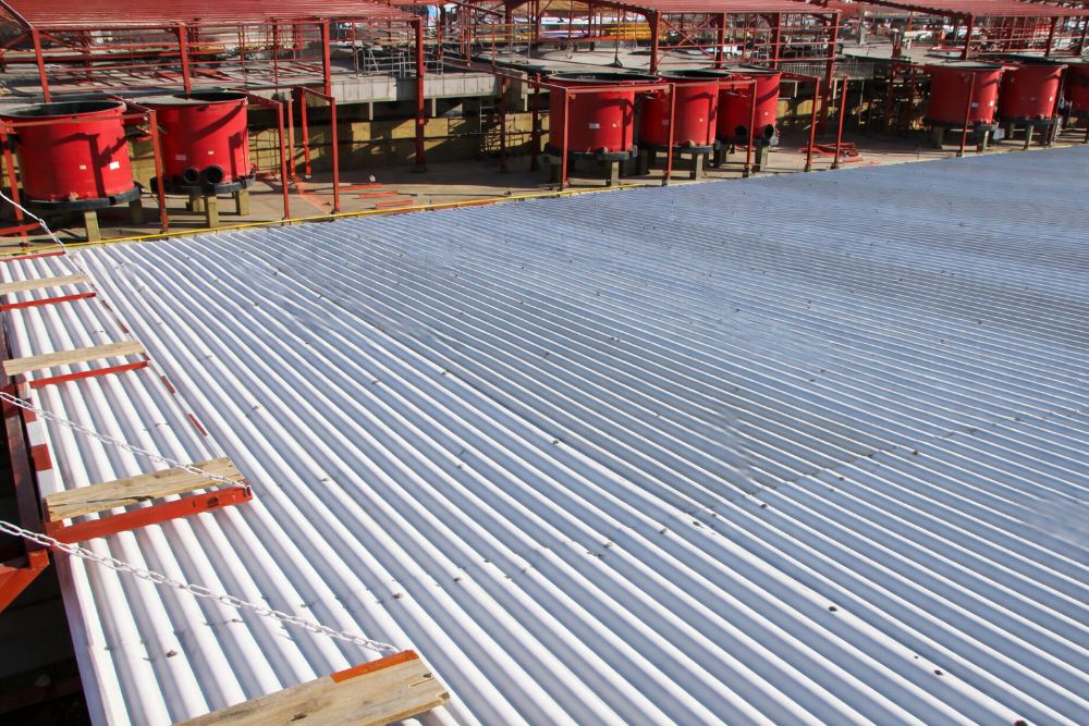 Color Steel Sheet vs. Glass Fiber Reinforced UPVC Roof Sheet How to Maximize Wholesale Profit in 2026